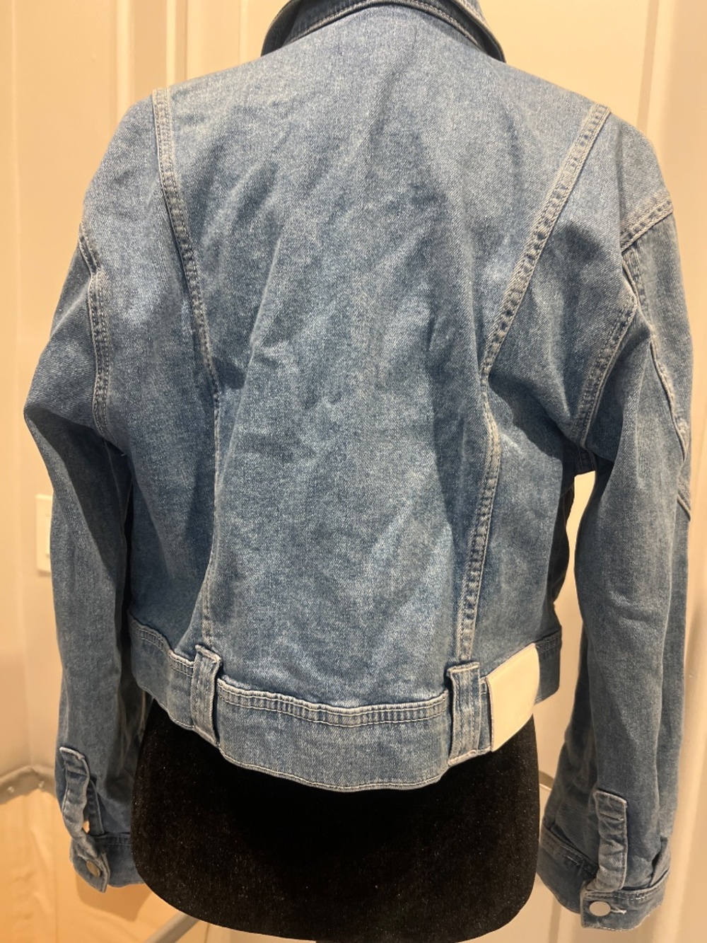 Jean jacket - Picture 2 of 5